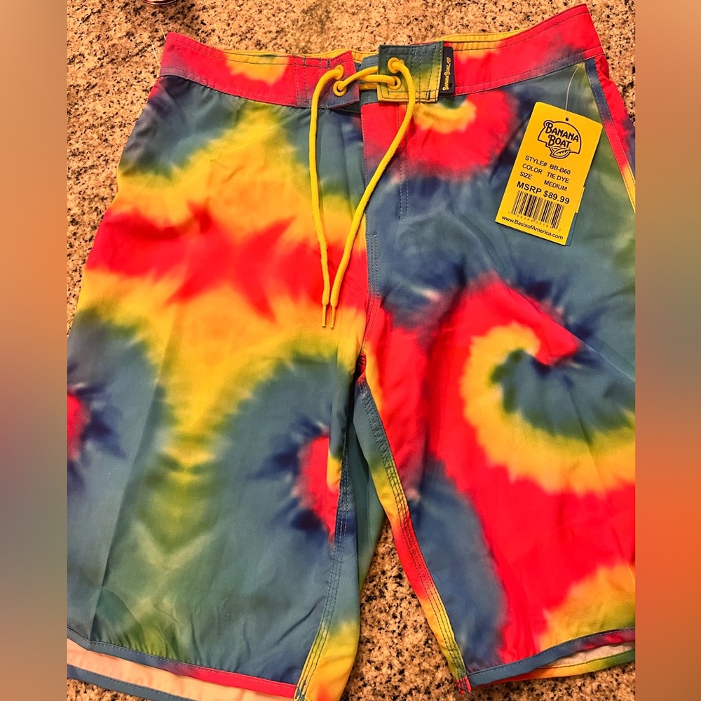 Banana boat men’s board shorts - brand new 50% off!